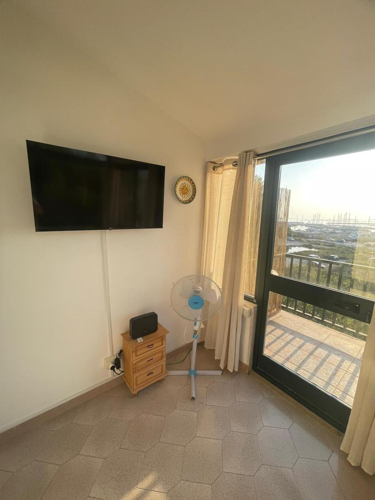 Besanvito - Sea Apartments Taranto Exterior foto
